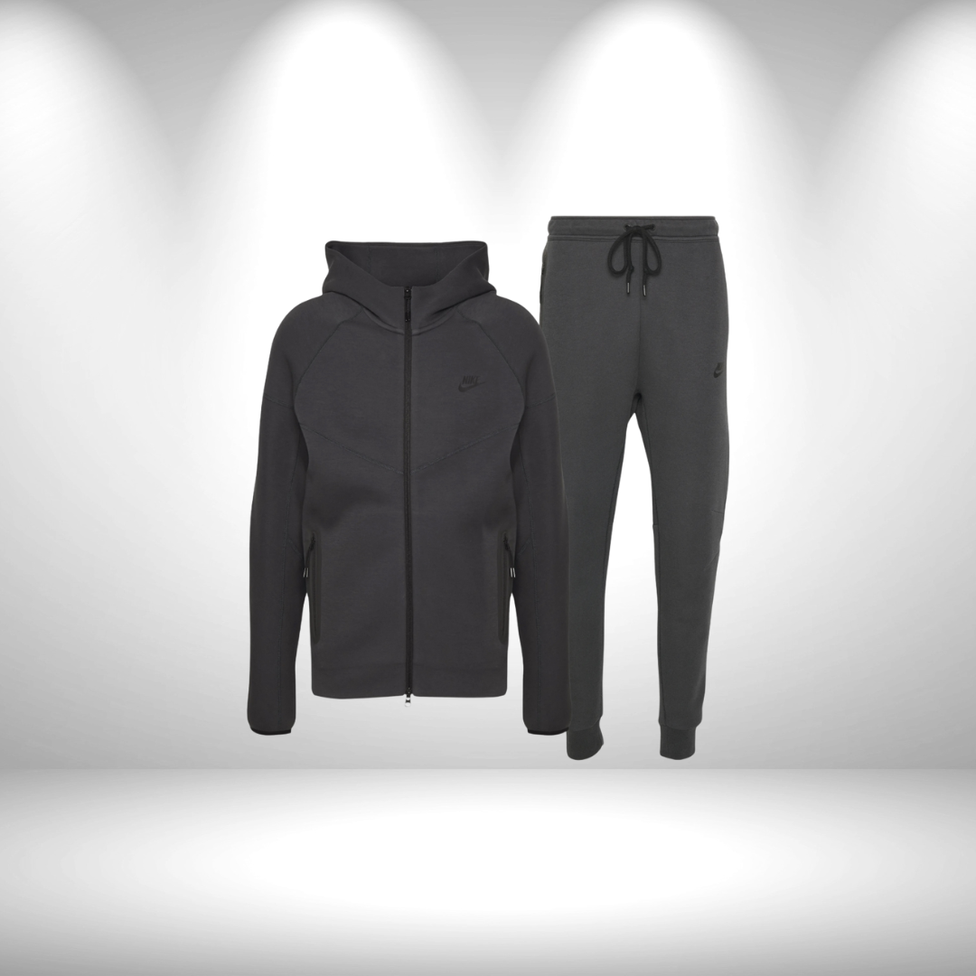 Sweat-shirt Tech + pantalon Tech en cadeau