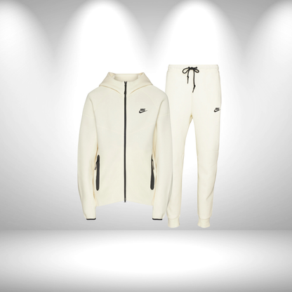 Sweat-shirt Tech + pantalon Tech en cadeau